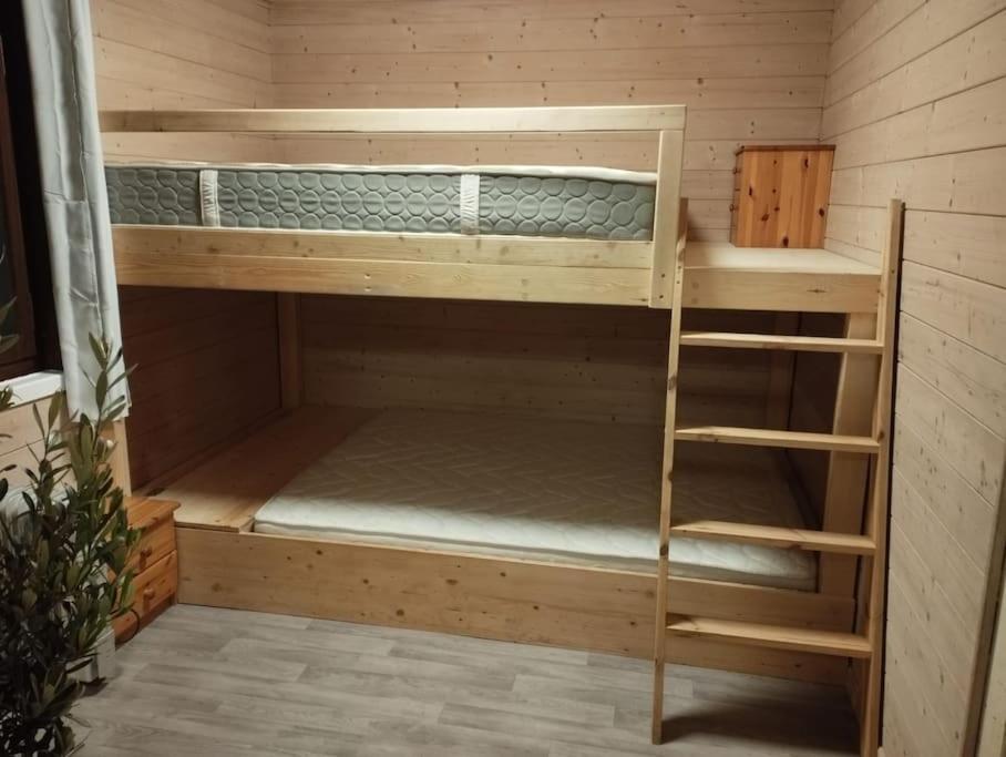 Chalet 8 Personnes + Grand Terrain Et Riviere Entremont Bagian luar foto